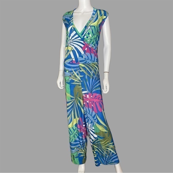 Mlle Gabrielle Floral Tropical Print V-Neck Cap‎ Sleeve Jumpsuit - Picture 1 of 6